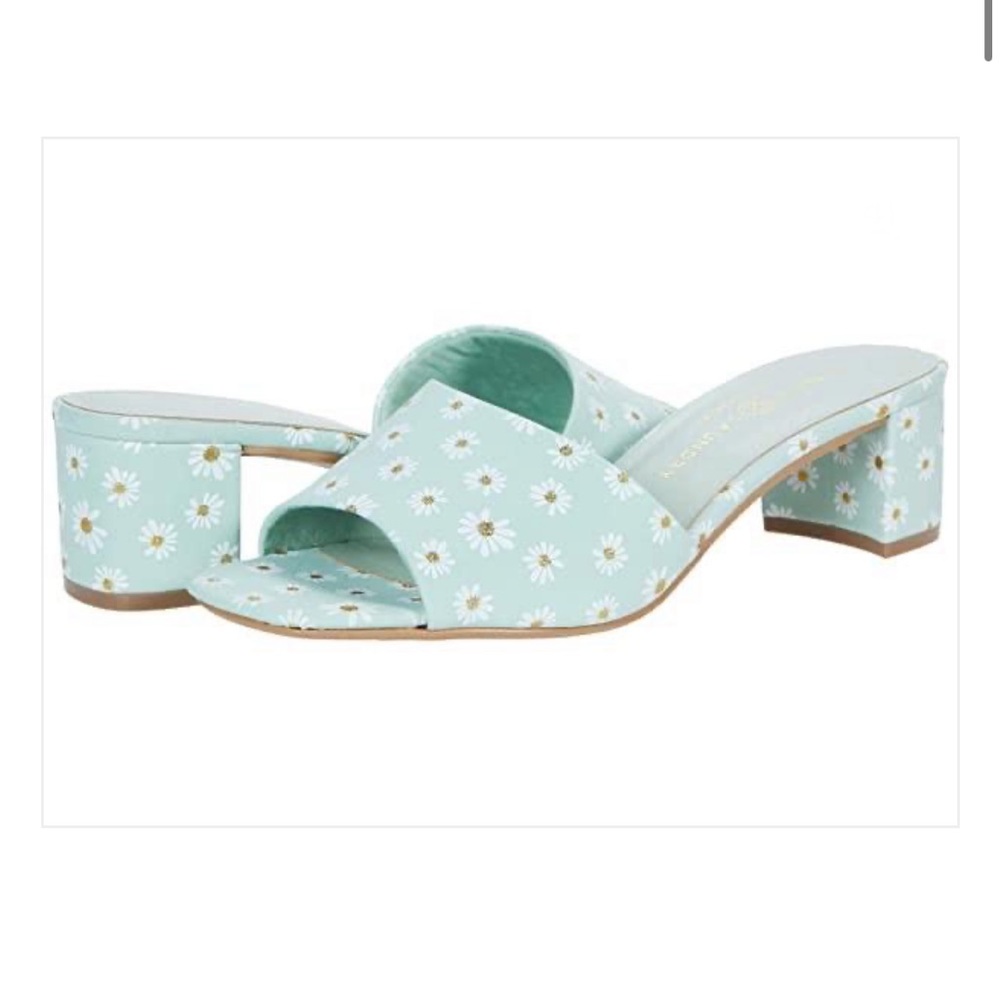 Chinese Laundry Lana Daisy heels in size 10
